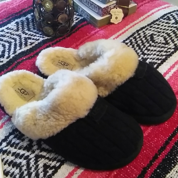 UGG Shoes - Uggs slipper